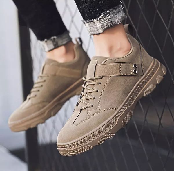 with socks fashion luxury men women running shoes black khaki grey breathable sport sneaker mens trainers designer casual shoes, White;red
with socks fashion luxury men women running shoes black khaki grey breathable sport sneaker mens trainers designer casual shoes, White;red