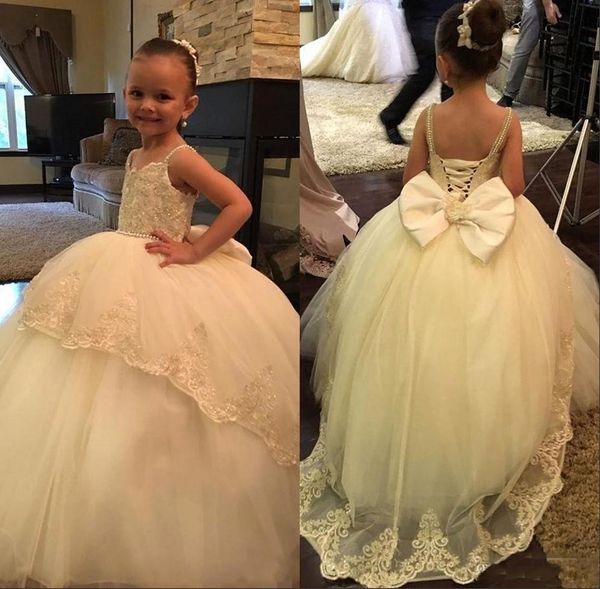 2019 new arrival puffy flower girl dresses for weddings spaghetti straps lace appliques beaded bow girls pageant dress kids communion gowns, White;blue
2019 new arrival puffy flower girl dresses for weddings spaghetti straps lace appliques beaded bow girls pageant dress kids communion gowns, White;blue