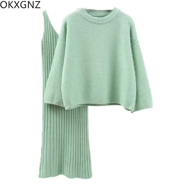 2018 autumn womans sweater + straped dress sets solid color female casual two-pieces suits loose sweater knit mini dress winter, Gray
2018 autumn womans sweater + straped dress sets solid color female casual two-pieces suits loose sweater knit mini dress winter, Gray