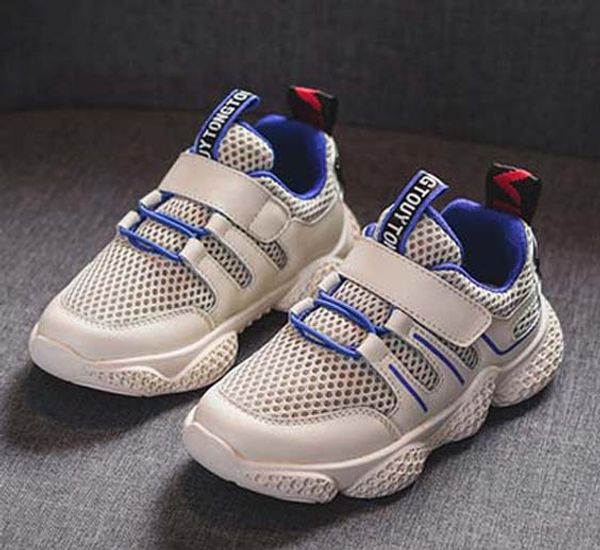 with box sneaker casual shoes trainers snow boots sports shoes trainers shoes dhl by toy99 109, Black;red
with box sneaker casual shoes trainers snow boots sports shoes trainers shoes dhl by toy99 109, Black;red
