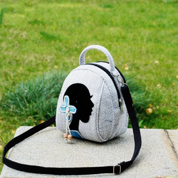 vintage appliques women mini traveller handbagsnice prints lady casual shoulder&crossbody bag versatile canvas carrier
vintage appliques women mini traveller handbagsnice prints lady casual shoulder&crossbody bag versatile canvas carrier