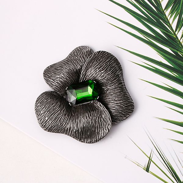 jujie vintage flower pin women brooch 2019 simple glass lapel brooch pins plant jewelry, Gray
jujie vintage flower pin women brooch 2019 simple glass lapel brooch pins plant jewelry, Gray