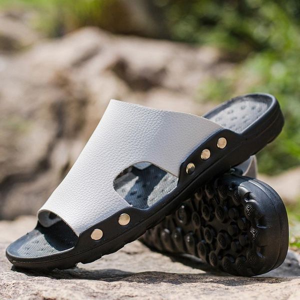 men's fashion trend solid color slippers summer flip-flops non-slip soft slippers personalized indoor&outdoor beach shoes, Black
men's fashion trend solid color slippers summer flip-flops non-slip soft slippers personalized indoor&outdoor beach shoes, Black