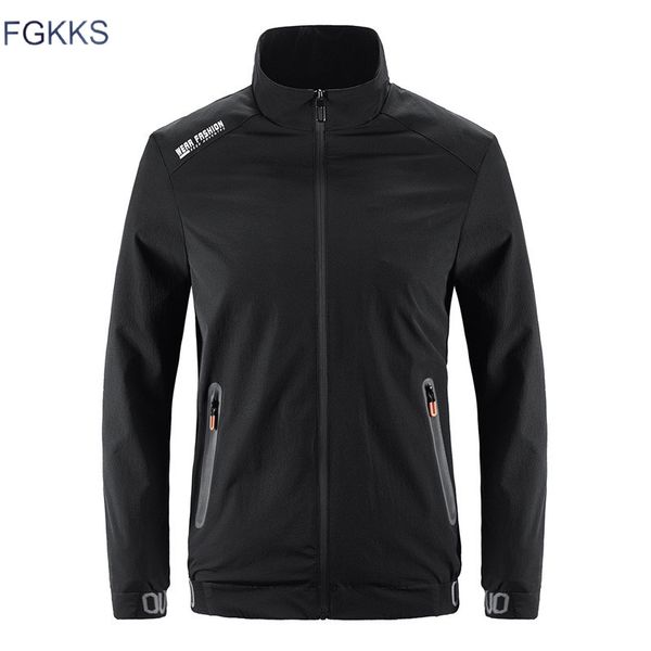 fgkks модный бренд мужские куртки осень зима новый мужской сплошной цвет стоячий воротник бомбардировщик куртка мужской тонкий покрой куртки, Black;brown
fgkks модный бренд мужские куртки осень зима новый мужской сплошной цвет стоячий воротник бомбардировщик куртка мужской тонкий покрой куртки, Black;brown