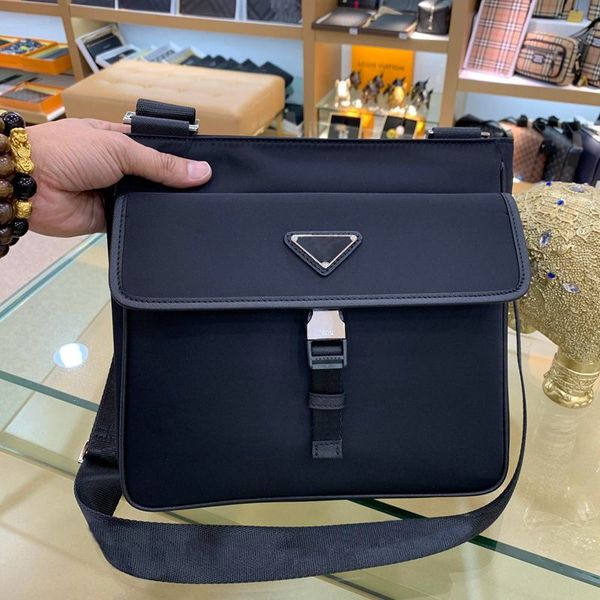 mens shoulder bags 2020 new fashion men handbags bags canvas messenger bag lapbag flip cover crossbody bags
mens shoulder bags 2020 new fashion men handbags bags canvas messenger bag lapbag flip cover crossbody bags