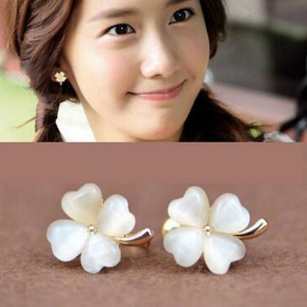 grace jun(tm) clover flower 4 heart shape opal clip on earrings without piercing for girls party needn't ear hole, Silver
grace jun(tm) clover flower 4 heart shape opal clip on earrings without piercing for girls party needn't ear hole, Silver