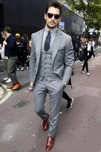 2020 designe light grey groom tuxedos men wedding tuxedos excellent men business dinner prom blazer 3 piece suit(jacket+pants+tie+vest, Black;gray
2020 designe light grey groom tuxedos men wedding tuxedos excellent men business dinner prom blazer 3 piece suit(jacket+pants+tie+vest, Black;gray