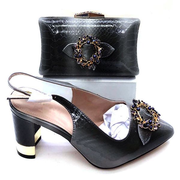 new african pu woman shoes and matching bag set autumn style fashion pumps shoes and bag set for evening party size 37-42 tx-961, Black
new african pu woman shoes and matching bag set autumn style fashion pumps shoes and bag set for evening party size 37-42 tx-961, Black