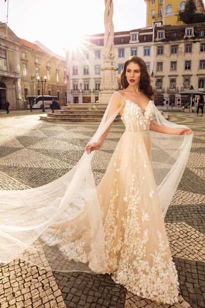innocentia champagne wedding dresses spaghetti straps lace 3d floral appliques bridal gowns with long wrap beach wedding dress, White
innocentia champagne wedding dresses spaghetti straps lace 3d floral appliques bridal gowns with long wrap beach wedding dress, White