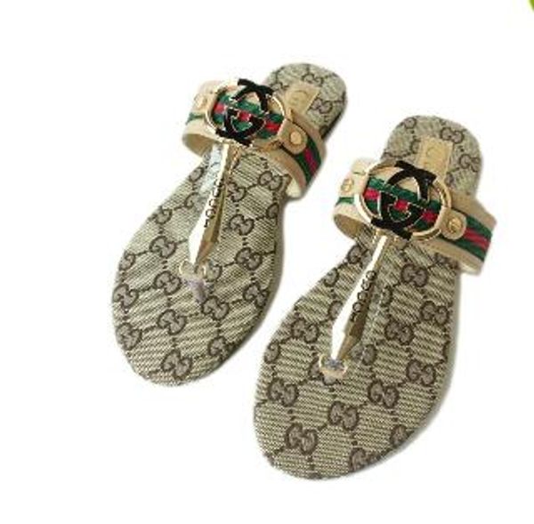 Летняя одежда кожаные плоские наружные шлепанцы женские контрактные щипковые плоские сандалии с открытым носком - слово с большими ярдами
Летняя одежда кожаные плоские наружные шлепанцы женские контрактные щипковые плоские сандалии с открытым носком - слово с большими ярдами