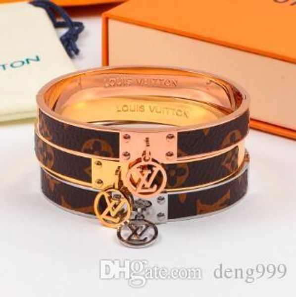 new arrival round pendant studded leather bracelet classic design fashion new titanium steel bangles couple jewelry wholesale, Black
new arrival round pendant studded leather bracelet classic design fashion new titanium steel bangles couple jewelry wholesale, Black