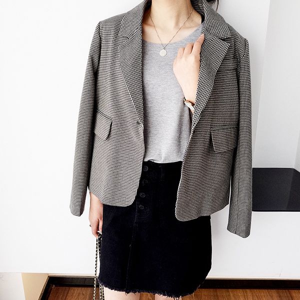 plaid blazer women casual 2020 autumn fashion woman clothes outfits short suit blazers korean style single button, White;black
plaid blazer women casual 2020 autumn fashion woman clothes outfits short suit blazers korean style single button, White;black