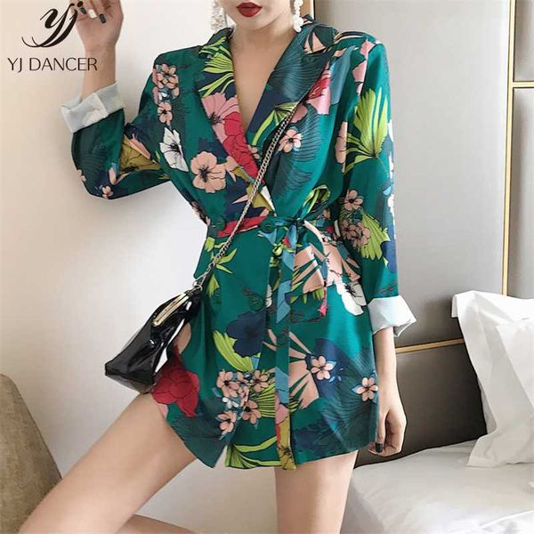 small suit coat female 2018 autumn new fashion printing retro temperament suit coat small tide h0277, White;black
small suit coat female 2018 autumn new fashion printing retro temperament suit coat small tide h0277, White;black