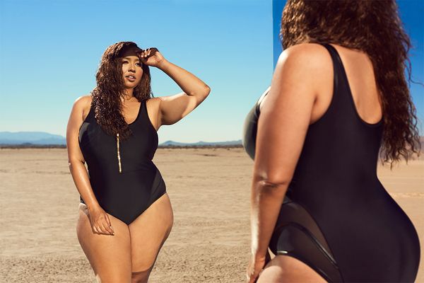 women's traje de baño mesh stitching chest zipper plus fat one-piece swimsuit designer maillot de bain femme, White;black
women's traje de baño mesh stitching chest zipper plus fat one-piece swimsuit designer maillot de bain femme, White;black