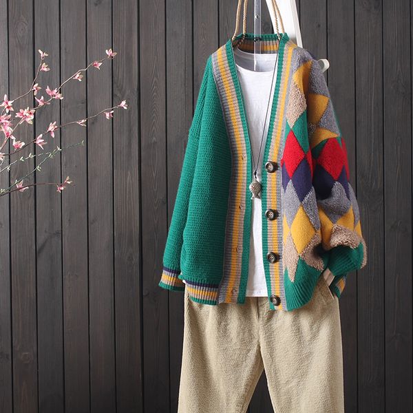 autumn and winter new thickened embroidery long sleeves v neck knitted cardigan women loose casual art style wearing sweater out, White
autumn and winter new thickened embroidery long sleeves v neck knitted cardigan women loose casual art style wearing sweater out, White