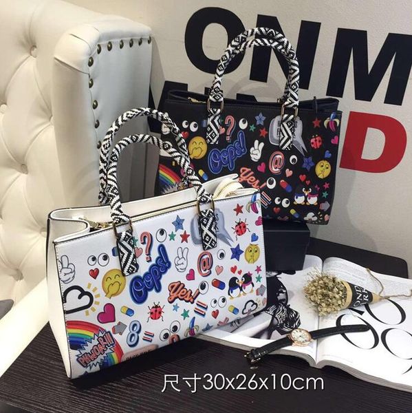 2020 wholesale women shipping bags graffiti handbags oversize totes bag shoulder bags
2020 wholesale women shipping bags graffiti handbags oversize totes bag shoulder bags