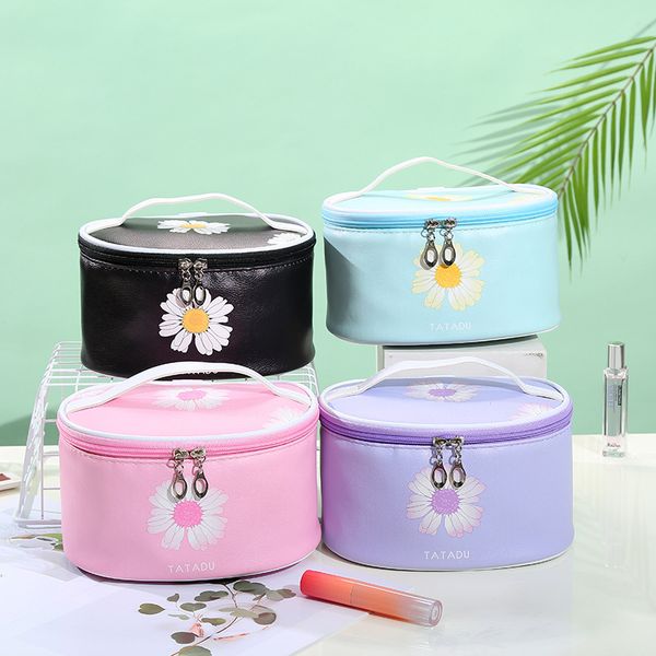 2020 new ladies makeup bag pu portable korean version fashion hand travel toilet bag large capacity women's makeup
2020 new ladies makeup bag pu portable korean version fashion hand travel toilet bag large capacity women's makeup