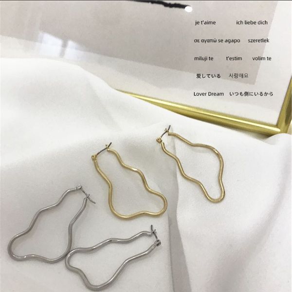 2020 new korean vintage big geometric earrings for women gold silver color earrings handmade irregular fashion jewelry
2020 new korean vintage big geometric earrings for women gold silver color earrings handmade irregular fashion jewelry