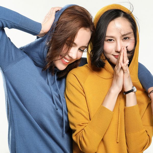 2019 new sweater women's head short loose wool hooded cashmere sweater casual women, White;black
2019 new sweater women's head short loose wool hooded cashmere sweater casual women, White;black