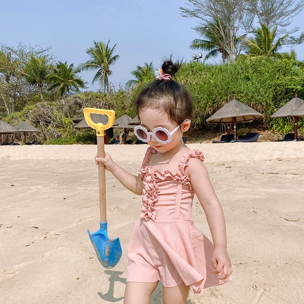 2020 new baby girls swimwear kids ruffle sling bathing suit summer cute children spa one-pieces swimsuits c6237, Black
2020 new baby girls swimwear kids ruffle sling bathing suit summer cute children spa one-pieces swimsuits c6237, Black