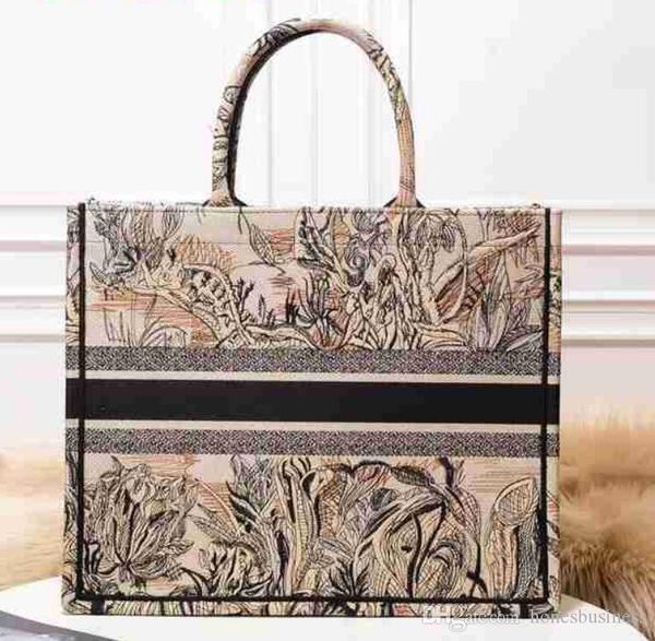 2019 new designer canvas women purse fashion genuine leather embroidery totes large shopping bag book tote
2019 new designer canvas women purse fashion genuine leather embroidery totes large shopping bag book tote