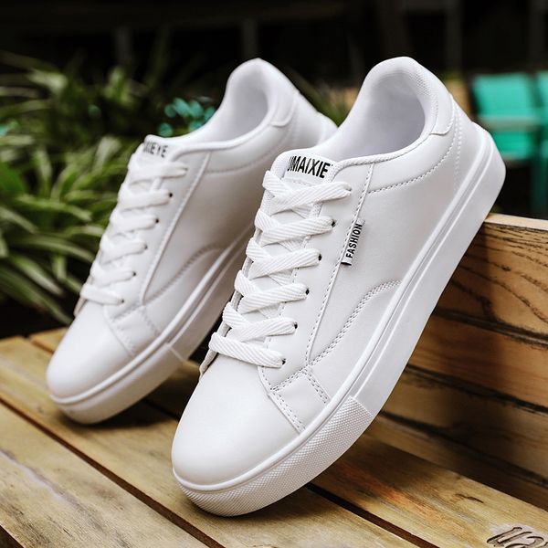 2020 genuine leather sneakers men bee for man shoes chaussures basket sneaker
2020 genuine leather sneakers men bee for man shoes chaussures basket sneaker