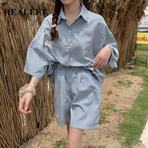 realeft summer 2020 new elegant plaid women pants suits loose single breasted blouse shirts & elastic waist shorts women sets, White
realeft summer 2020 new elegant plaid women pants suits loose single breasted blouse shirts & elastic waist shorts women sets, White