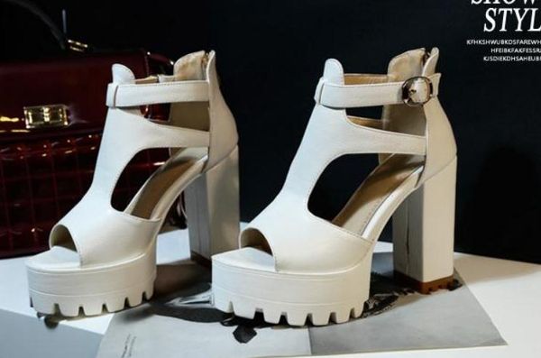 2019 women's sandals in summer with new style high heel coarse heel waterproof table @47, Black
2019 women's sandals in summer with new style high heel coarse heel waterproof table @47, Black