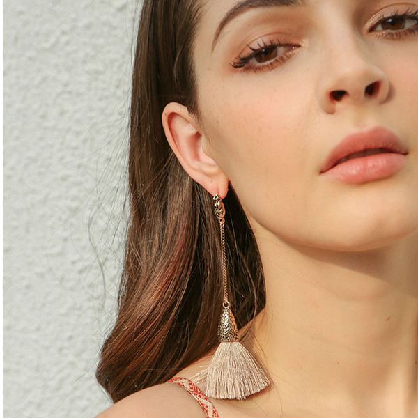 bohemia vintage длинные цепочки серьги кисточки для женщин мода ретро заявление металл мотаться серьги этнические украшения девушка, Silver
bohemia vintage длинные цепочки серьги кисточки для женщин мода ретро заявление металл мотаться серьги этнические украшения девушка, Silver