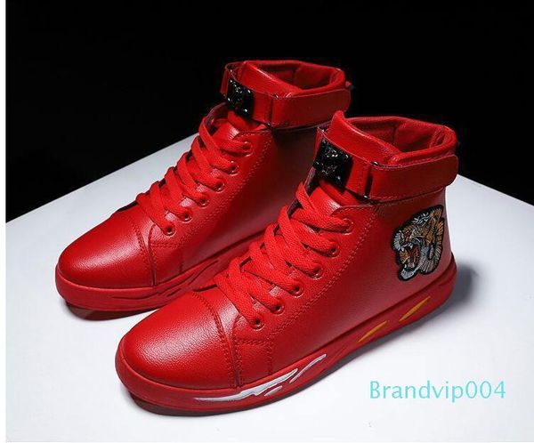 brand designer tiger print ace plus velvet embroidery high-sneakers black leather casual shoes fashion red sneakers men's women's
brand designer tiger print ace plus velvet embroidery high-sneakers black leather casual shoes fashion red sneakers men's women's
