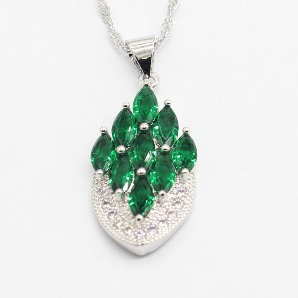 eiolzj fashion trendy women's silver 925 pendant birthday gift for wife and daughter green zircon stamp 925 necklaces box, Black
eiolzj fashion trendy women's silver 925 pendant birthday gift for wife and daughter green zircon stamp 925 necklaces box, Black