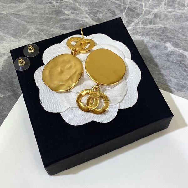 c2280 fashion gold letter earrings fashion punk brass old flower earrings hip hop lady personality jewelry, Golden;silver
c2280 fashion gold letter earrings fashion punk brass old flower earrings hip hop lady personality jewelry, Golden;silver