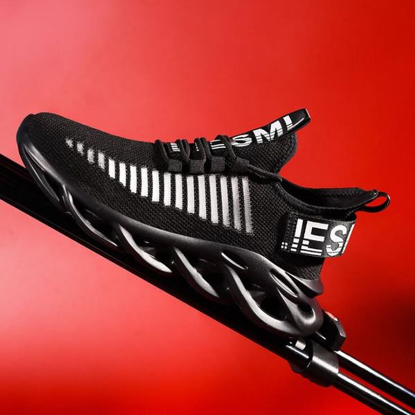 blade men's trend sneakers 2019 est designer flying woven light casual shoes men fashion damping mesh sport shoes (7-12
blade men's trend sneakers 2019 est designer flying woven light casual shoes men fashion damping mesh sport shoes (7-12