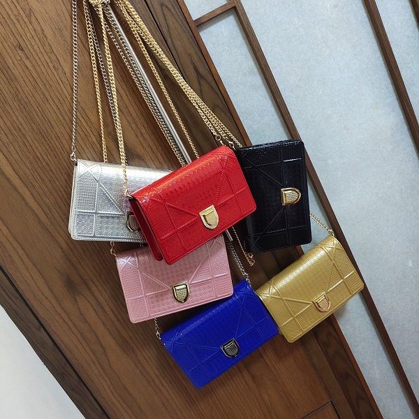 designer luxury handbag purse genuine leather great good purse women chain shoulder strap crossbody mini bag ladies designer bags
designer luxury handbag purse genuine leather great good purse women chain shoulder strap crossbody mini bag ladies designer bags