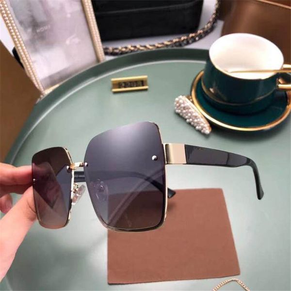 womens sunglasses summer woman sunglasses uv400 2208 two colors options highly quality with box, White;black
womens sunglasses summer woman sunglasses uv400 2208 two colors options highly quality with box, White;black