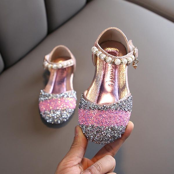 girls dance shoes princess single shoes 2020 summer new fashion bright diamond non-slip girls performance tree wrasse, Black;red
girls dance shoes princess single shoes 2020 summer new fashion bright diamond non-slip girls performance tree wrasse, Black;red