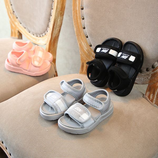 children's shoes summer casual sandals light and comfortable boys beach shoes girls open toe sandals, Black;red
children's shoes summer casual sandals light and comfortable boys beach shoes girls open toe sandals, Black;red