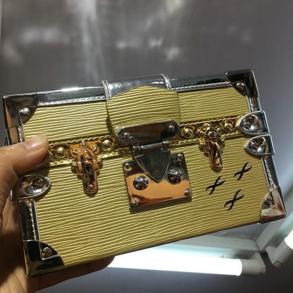 alieme promotion нового магистральные pu single box bag small square 2018 all-матч плечо сумки крест тело женского bolsas femininas
alieme promotion нового магистральные pu single box bag small square 2018 all-матч плечо сумки крест тело женского bolsas femininas