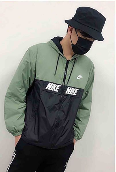 men jackets 2019 new fashion letter print contrast color panelled hooded casual men clothing size s-2xl, Black;brown
men jackets 2019 new fashion letter print contrast color panelled hooded casual men clothing size s-2xl, Black;brown