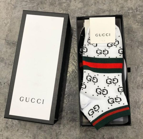 with box famous letter socks new cotton sport sock summer autumn fitted brand letter men and women design invisible boat socks a36, Black
with box famous letter socks new cotton sport sock summer autumn fitted brand letter men and women design invisible boat socks a36, Black
