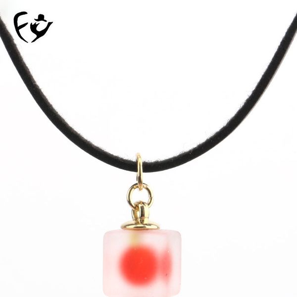 2020 new ladies european and american fashion leather rope cube pendant simple short necklace personalized necklace jewelry, Silver
2020 new ladies european and american fashion leather rope cube pendant simple short necklace personalized necklace jewelry, Silver