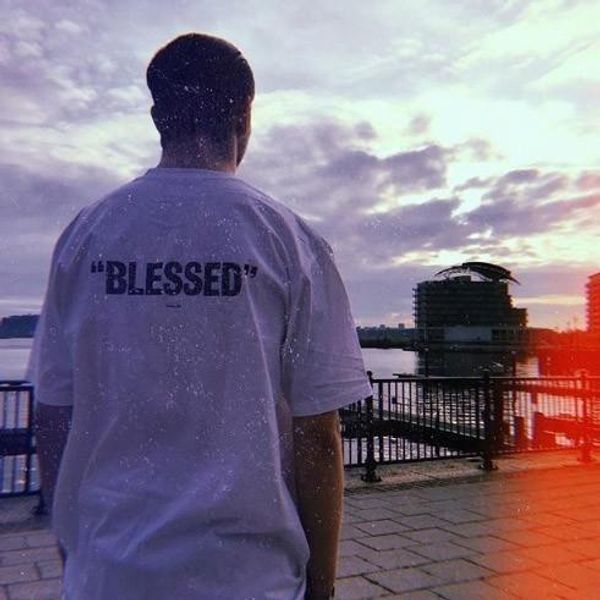 19ss fashion tee blessed tee disc middle finger t-shirt short sleeve men and women summer cotton t-shirt s~xl hfbytx251, White;black
19ss fashion tee blessed tee disc middle finger t-shirt short sleeve men and women summer cotton t-shirt s~xl hfbytx251, White;black