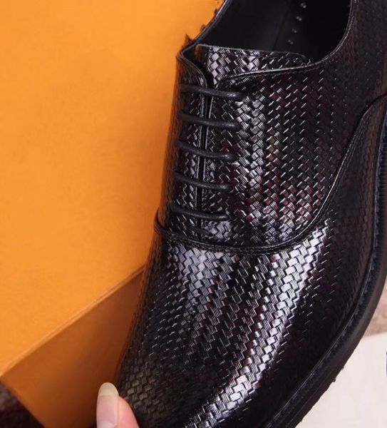 designer-80502018 new fashion black red genuine leather men dress shoes, male business oxford shoes ,original men wedding shoes
designer-80502018 new fashion black red genuine leather men dress shoes, male business oxford shoes ,original men wedding shoes