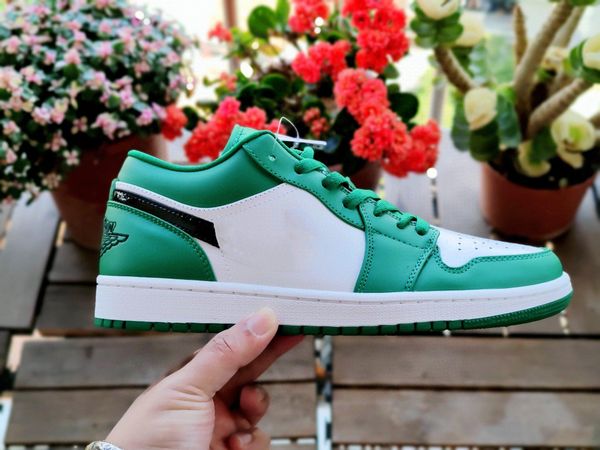 new luxury designer men's and women's sports shoes classic fashion feet feel comfortable and full of power size 36-46
new luxury designer men's and women's sports shoes classic fashion feet feel comfortable and full of power size 36-46