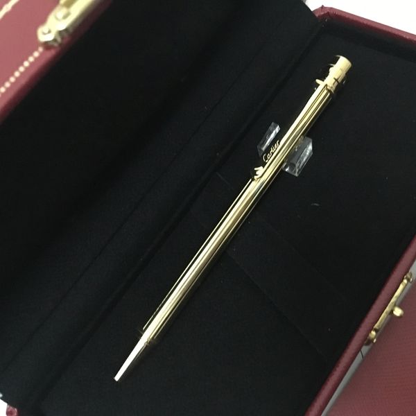 new luxury pen with paint metal metal 5a office and school stationery ballpoint pen brands pen gift +give velvet bags, Blue;orange
new luxury pen with paint metal metal 5a office and school stationery ballpoint pen brands pen gift +give velvet bags, Blue;orange