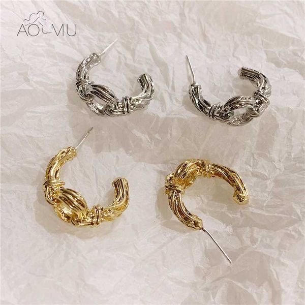 aomu s925 silver pin hip hop hollow tie c shape hoop earrings for women high polish copper plating round ear piercing jewelry, Golden;silver
aomu s925 silver pin hip hop hollow tie c shape hoop earrings for women high polish copper plating round ear piercing jewelry, Golden;silver