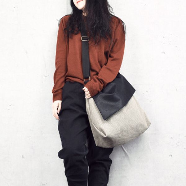 female big cotton casual one shoulder bag for women large capacity portable grey soft messenger crossbody bag
female big cotton casual one shoulder bag for women large capacity portable grey soft messenger crossbody bag