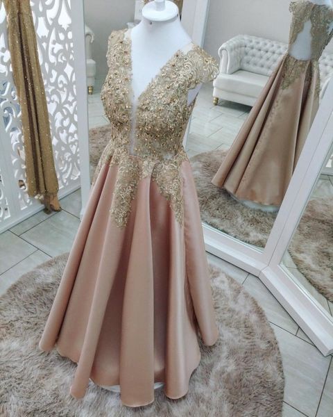 2020 мантий размер золото пром платья vestidos de fiesta de noche robe de soiree мусульманская официальные вечерние платья длинные плюс, Black
2020 мантий размер золото пром платья vestidos de fiesta de noche robe de soiree мусульманская официальные вечерние платья длинные плюс, Black