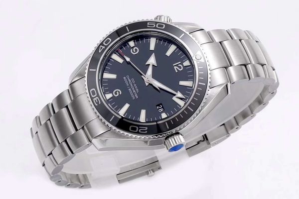 famous luxury men's watch 232.30.42.21.01 automatic movement 42mm sapphire dial 316 stainless steel case ing, Slivery;brown
famous luxury men's watch 232.30.42.21.01 automatic movement 42mm sapphire dial 316 stainless steel case ing, Slivery;brown