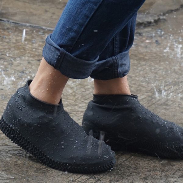 1 pair reusable waterproof non-slip rubber rain shoe covers elasticity galoshes boot overshoes for traveling beach
1 pair reusable waterproof non-slip rubber rain shoe covers elasticity galoshes boot overshoes for traveling beach